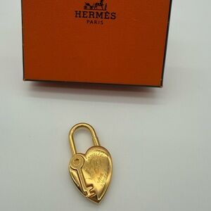 Hermès Année De La Fantaisie Heart Cadena Lock Charm (2004 Limited Edition)